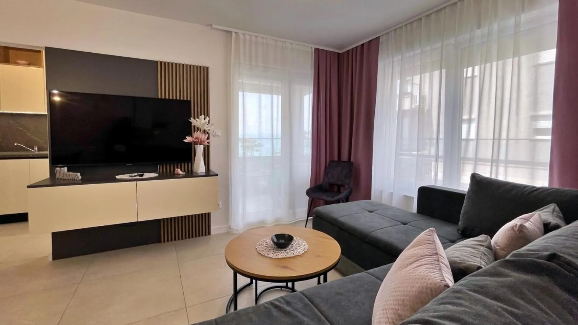 Seaside Apartments With A Swimming Pool Silo, Krk - 21242 Croatia