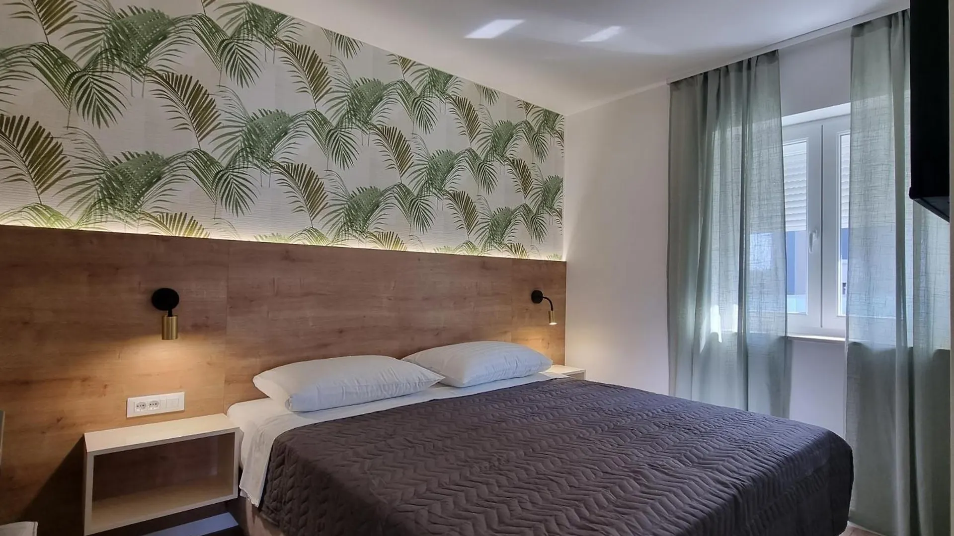 Seaside Apartments With A Swimming Pool Silo, Krk - 21242 Croatie
